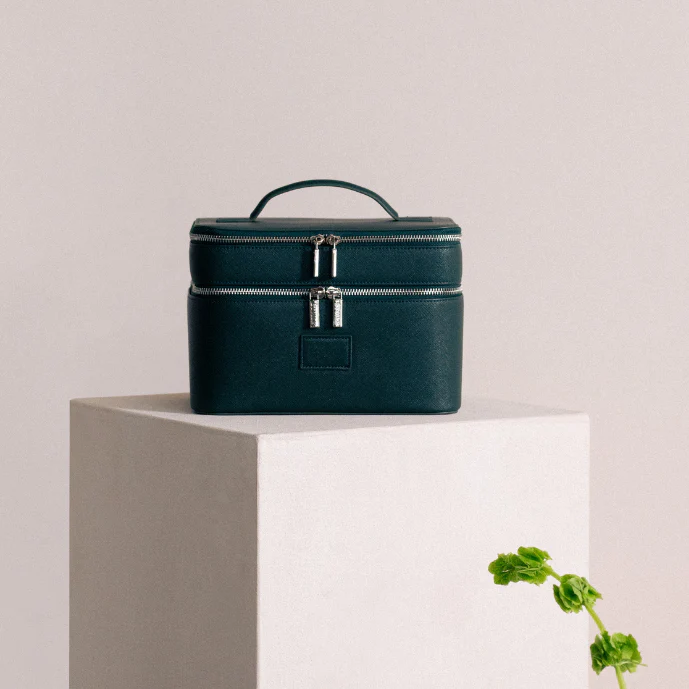 Double-Tier Vanity Case