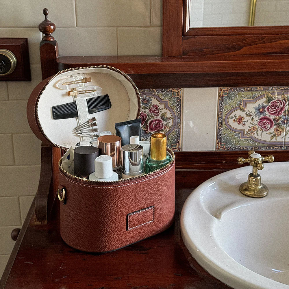 Oval Vanity Case