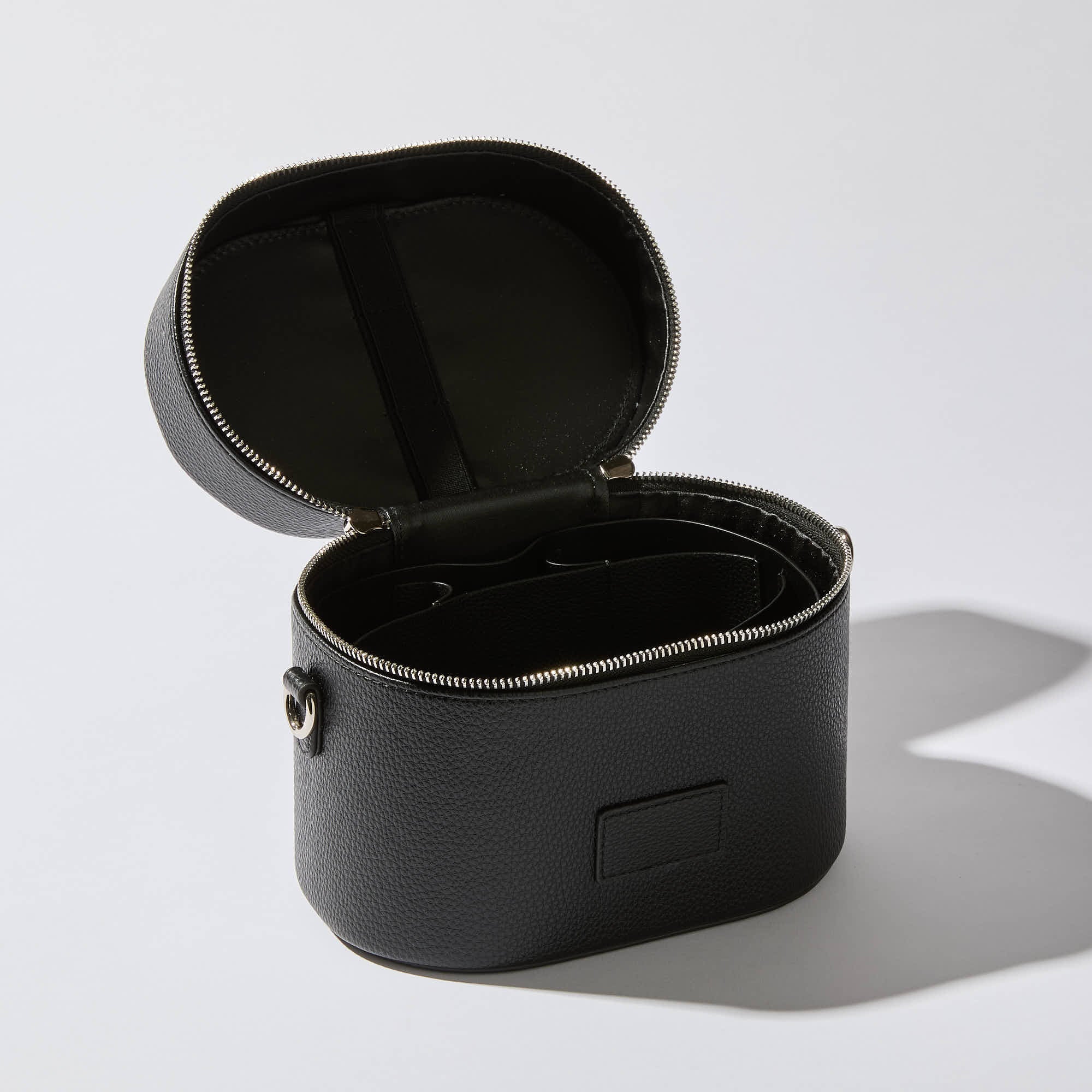 Oval Vanity Case