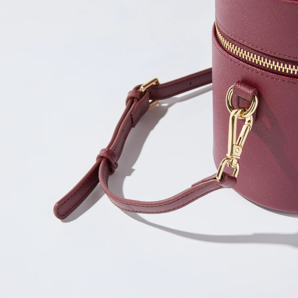Oval Vanity Case